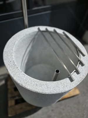 Granitbrunnen   Granittrog "Grander" inkl. V2A Edelstahlarmatur - Unikat Bild 5