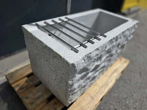 Granitbrunnen   Granittrog "Grander" inkl. V2A Edelstahlarmatur - Unikat Bild 2