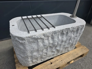 Granitbrunnen   Granittrog "Grander" inkl. V2A Edelstahlarmatur - Unikat Bild 3