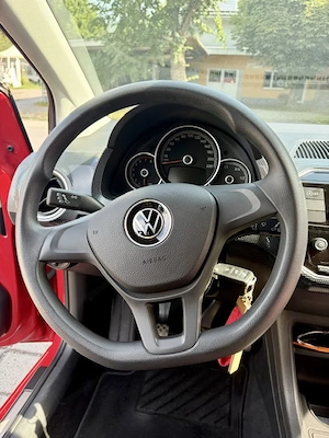VW Up 1,0 Erstbesitz Bild 3