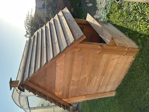 Kinderspielhaus aus Holz Bild 3