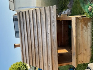 Kinderspielhaus aus Holz Bild 2