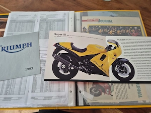 Triumph Daytona Super III xx von 800 Bild 9