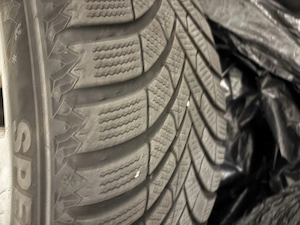Winterräder Semperit 215 55R16 Ford CMax Bild 2