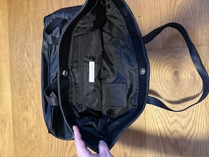 schwarze größere Tasche Bild 3