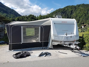 Dethleffs 550 ESK mit Stockbett, Mover, Klima, Einzelbetten Bild 9