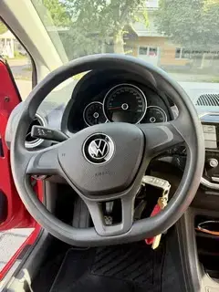 VW Up 1,0 Erstbesitz Bild 3
