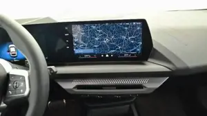 BMW 120i 5-Türer // M Sportpaket // Head Up Display // Anhängerkupplung Bild 10