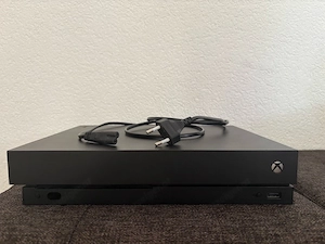 Xbox one x 1Tb 4k Blueray laufwerk Bild 3