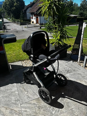 Verkaufen unseren Kinderwagen mit allem drum und dran Bild 4