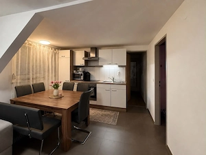 3 Zimmer Wohnung mit Balkon und Bergblick ab Oktober 2026 Bild 3
