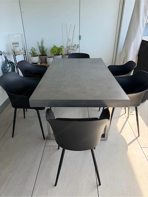 Terrassenmöbel-Set mit Betontisch und 6 schwarzen Stühlen Bild 2