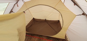 Vaude Badawi 4 Pers. , 2 Schlafkammern und separater Unterboden Bild 2