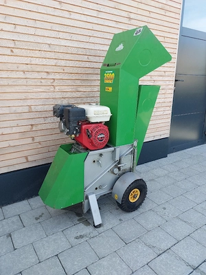 Stoeckler 3500 Compact Bio Schredder Bild 2