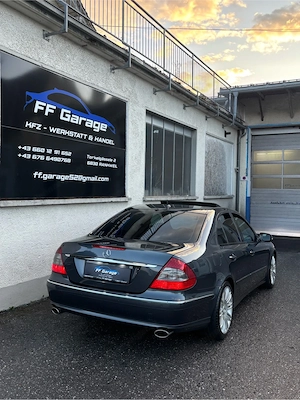   Mercedes-Benz E320 CDI  Bild 2