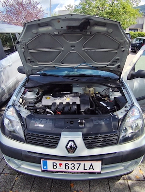 Renaut Clio B, Kombilimiousine. Baujahr 2001 Bild 2