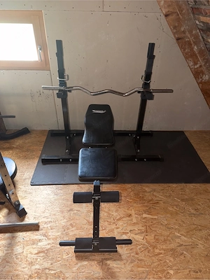Home Gym mit Kabelturm  Bild 5