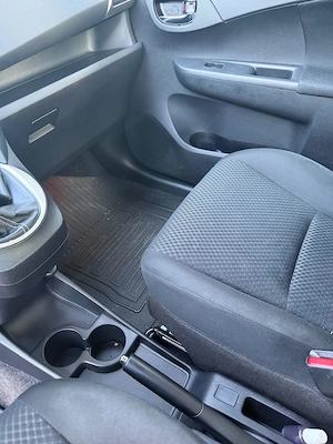 Toyota Verso S 1,4 D-4D90 Active Kombi   Family Van (2015) Bild 8