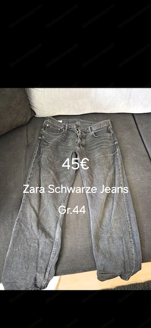 Verschiedene Männerkleidung Bild 5