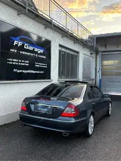   Mercedes-Benz E320 CDI  Bild 9