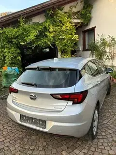 Verkaufe OPEL Astra - servicegepflegt Bild 3