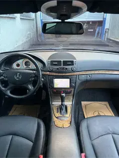   Mercedes-Benz E320 CDI  Bild 10