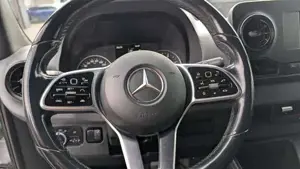 Mercedes-Benz  Bild 13