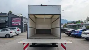Mercedes-Benz  Bild 8