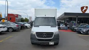 Mercedes-Benz  Bild 2