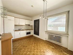 Helle 4,5 Zimmer Wohnung mit 2 Balkone  Bild 8