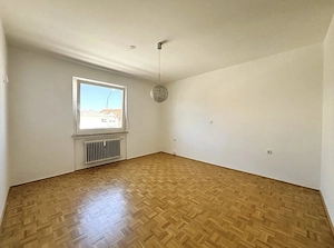 Helle 4,5 Zimmer Wohnung mit 2 Balkone  Bild 6