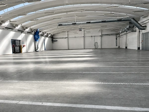Mäder - Hallenfläche mit ca. 1.028 m  Bild 7
