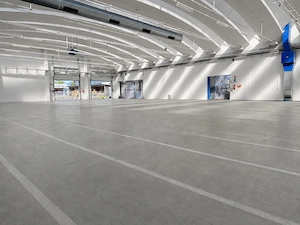 Mäder - Hallenfläche mit ca. 1.028 m  Bild 8