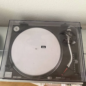 Technics SL-1210 MK2 mit Tonabnehmer Bild 2