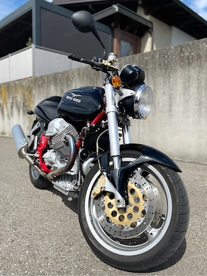 Moto Guzzi V11 Bild 2