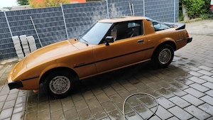 Mazda RX-7 SA22C Wankelmotor (12A) Bild 2