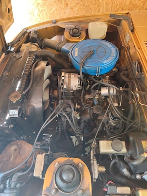 Mazda RX-7 SA22C Wankelmotor (12A) Bild 4