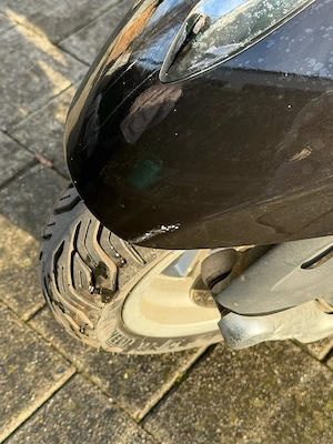 Vespa Piaggio Primavera 50 Bild 3