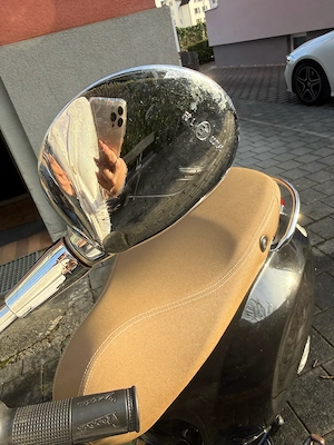 Vespa Piaggio Primavera 50 Bild 4