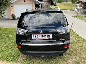 Mitsubishi Outlander 2,0 DI-D Instyle SUV   Geländewagen Bild 4