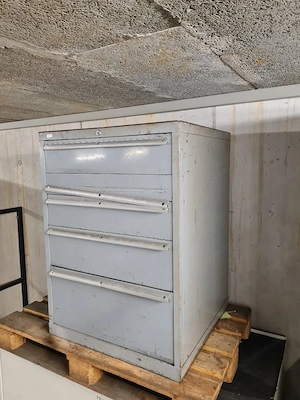 Lista Metallschränke Bild 5