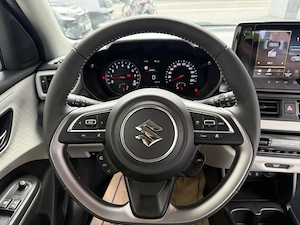 Suzuki Swift  1.2 Dualjet Mild-Hybrid Comfort Allgrip  Bild 9