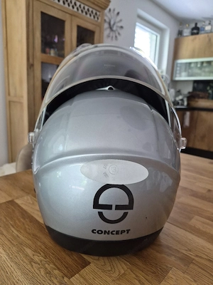 Klapphelm  Bild 3