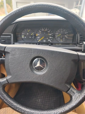Mercedes 190   2,5D Bild 4