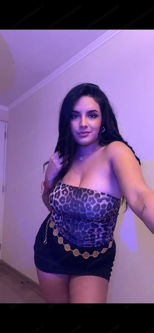 Heißer Sexchat mit Livebildern, Livevideos und Audios heiße Rollenspiele dominant wie du es willst
