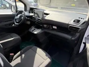 Peugeot Partner Kombi 2026 Bild 7