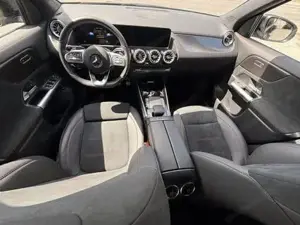 Mercedes-Benz GLA Bild 8