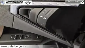 BMW X3 20d xDrive M Sportpaket // Anhängerkupplung //  Panorama Glasdach Bild 10