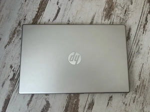 HP Laptop 15   Ryzen 5, 16GB RAM, 512GB SSD   erst 1 Monat alt