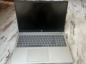 HP Laptop 15   Ryzen 5, 16GB RAM, 512GB SSD   erst 1 Monat alt Bild 2